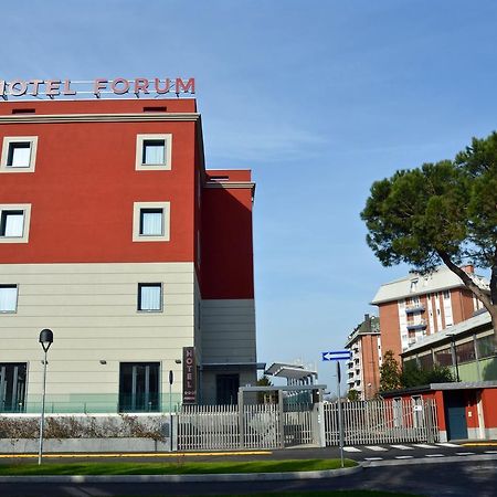 Hotel Forum Baranzate Exterior foto