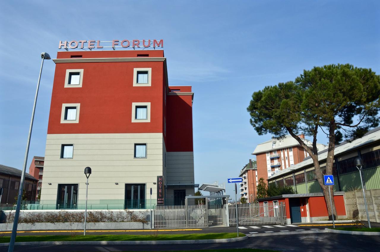 Hotel Forum Baranzate Exterior foto