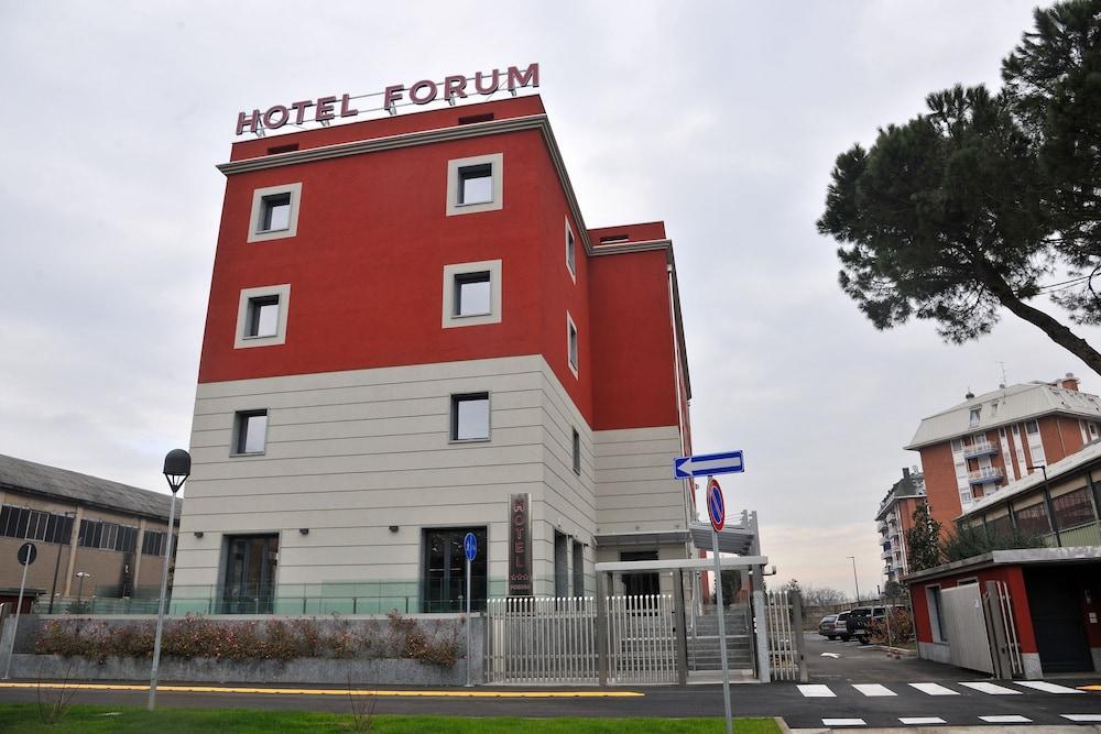 Hotel Forum Baranzate Exterior foto